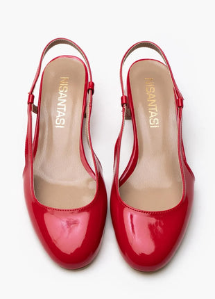 Rote OPHELIA Slingback-Pumps aus glänzendem Lackleder mit blockigem, mittelhohem Absatz und verstellbarem Slingback-Riemen. Elegantes Design für formelle Anlässe und stilvolle Alltagslooks.