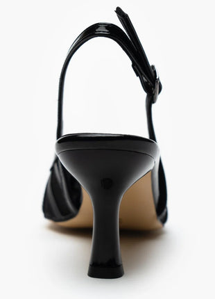 Schwarze LUVIO Slingback-Pumps mit spitzer Vorderkappe, transparenten Netzstoff-Einsätzen und glänzendem Lackleder. Mittelhoher, schmaler Absatz und verstellbarer Slingback-Riemen.