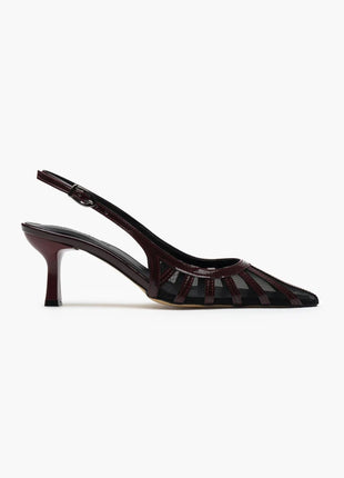 Bordo LUVIO Slingback-Pumps mit spitzer Vorderkappe, transparenten Netzstoff-Einsätzen und glänzendem Lackleder. Mittelhoher, schmaler Absatz und verstellbarer Slingback-Riemen.