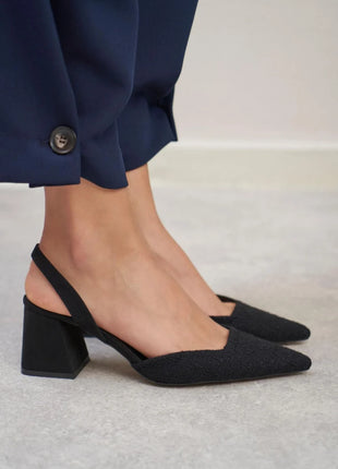 Geflochtene SAMMY Slingback Pumps in Schwarz mit spitzem Zehenbereich und breitem Blockabsatz, ideal für formelle Anlässe.