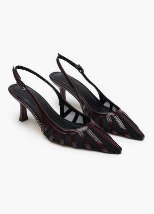 Bordo LUVIO Slingback-Pumps mit spitzer Vorderkappe, transparenten Netzstoff-Einsätzen und glänzendem Lackleder. Mittelhoher, schmaler Absatz und verstellbarer Slingback-Riemen.