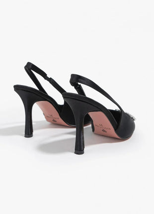 Elegante Karina Pumps aus mattem Stoff in der Farbe Schwarz.